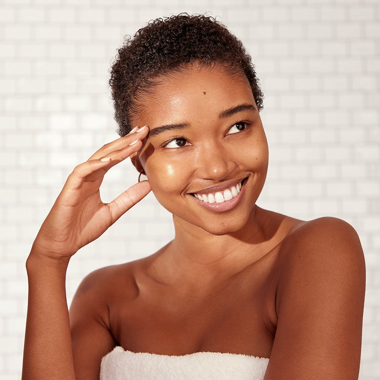 KS_GSK_21_Digital_Prep_Those_Pores_Model_Final_Look_Square_HR_dcd033ae-f6aa-4a96-bacb-f0c922131bd0.jpg