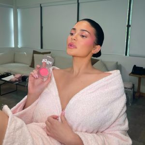 No Makeup. Makeup Bundle